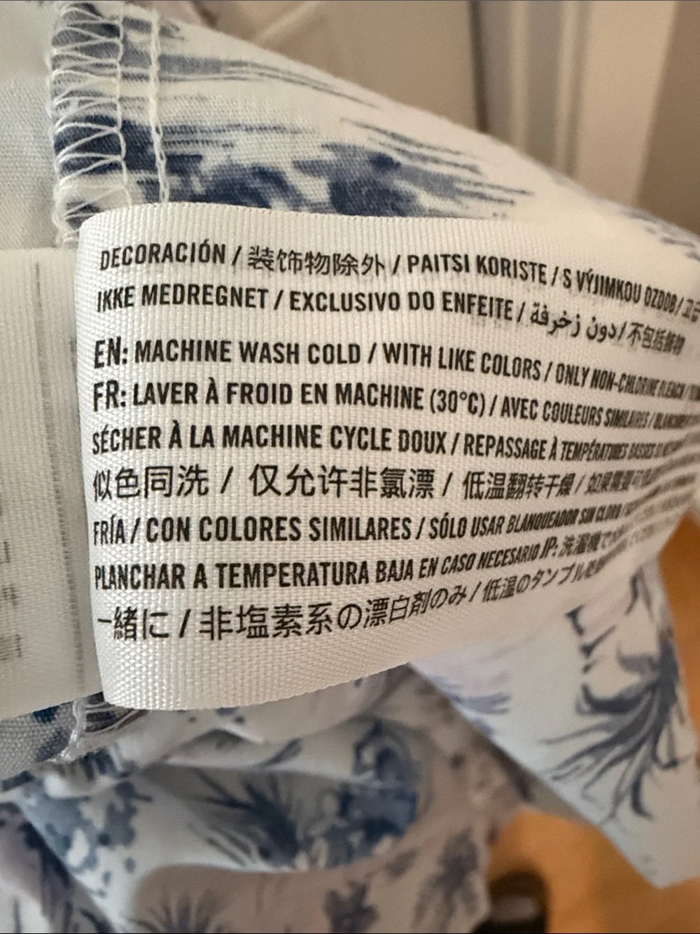 Abercrombie & Fitch euc lightweight